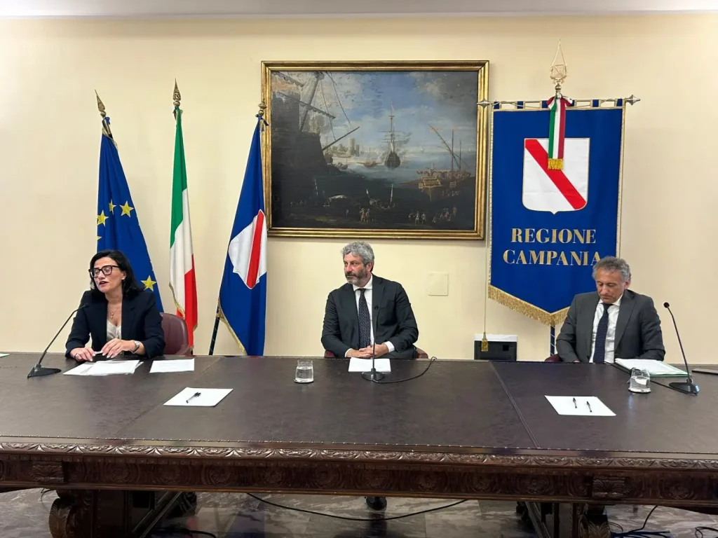 Campania lancia il “Piano Straordinario” per potenziare capitale umano e occupabilità.