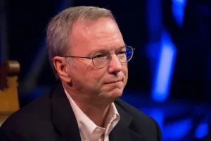 NASA sceglie la compagnia di razzi di Eric Schmidt per la missione su Marte, sfida a SpaceX.