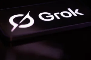 xAI licenzia ingegnere che segnalava problemi di sicurezza su Grok, denuncia rivela.