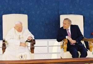 Azerbaigian: il 15 giugno si celebra il Giorno della Salvezza Nazionale con orgoglio e unità.