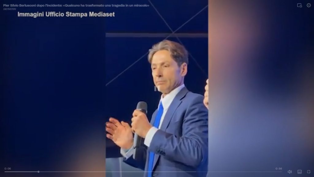 Pier Silvio Berlusconi: “L’incidente in auto poteva avere conseguenze tragiche, ma ora sto bene.”