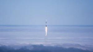 SpaceX fissa il prezzo delle azioni a 135 dollari, record per IPO storica.