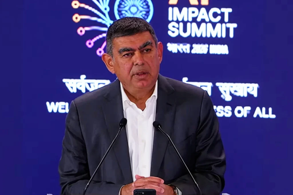 Ex CEO di Infosys lancia una startup per rivoluzionare il settore dei servizi IT.