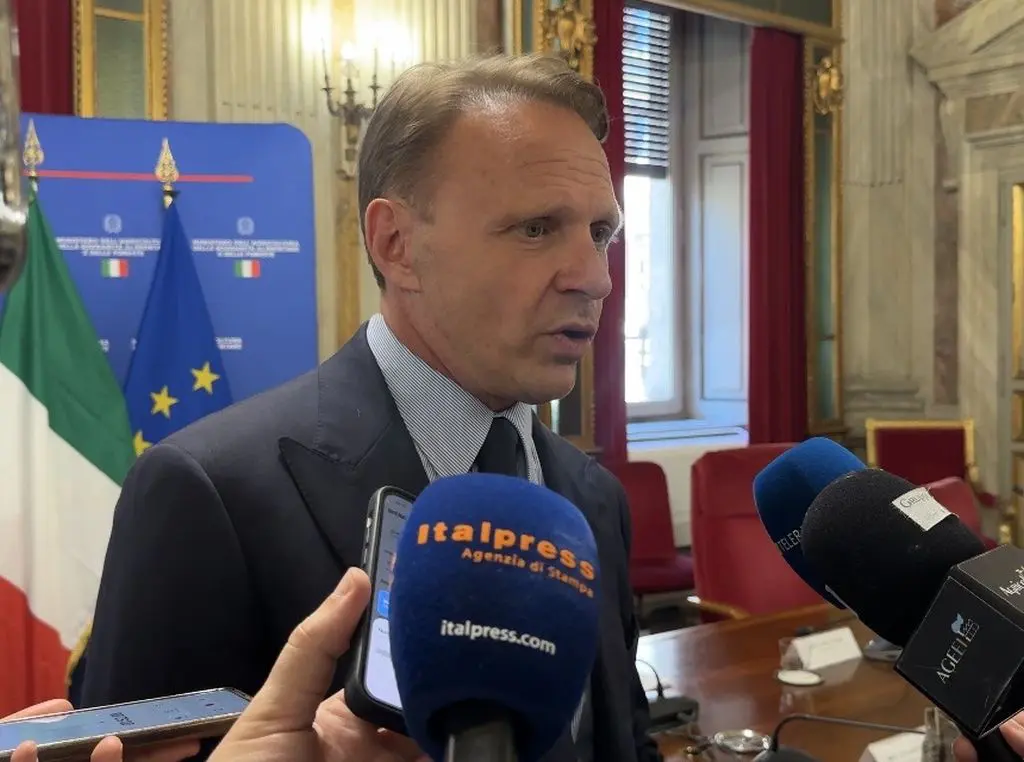 Lollobrigida: potenziare controlli contro caporalato per un’agroalimentare più sicuro e sostenibile.