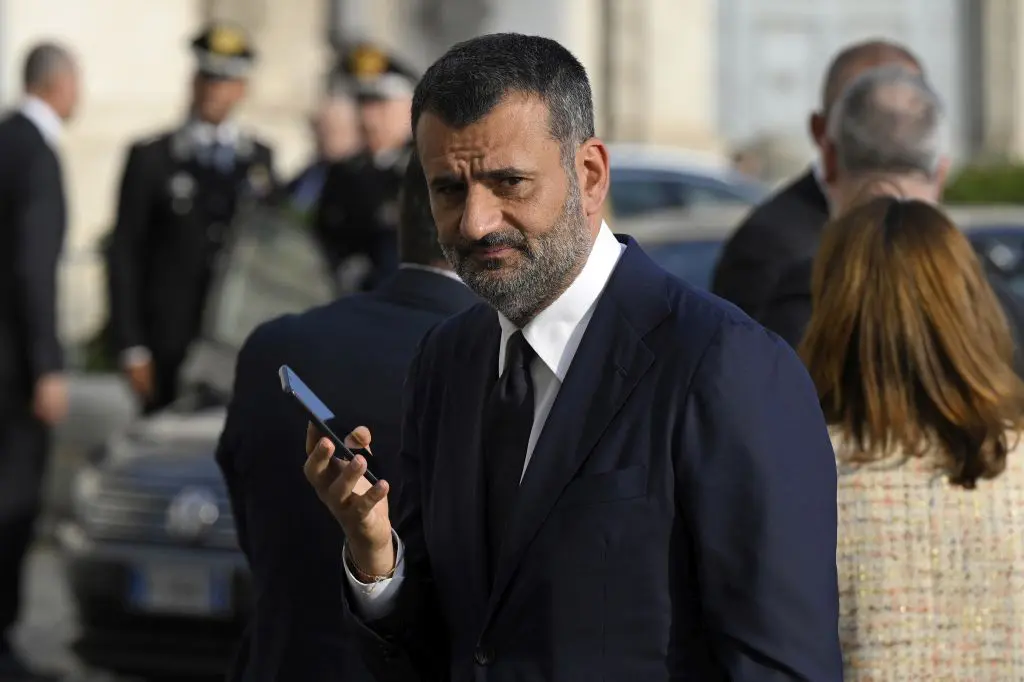 Governatori 2026: Decaro, Stefani e Fedriga sfilano in testa nel Governance Poll.