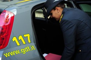 Milano: smantellata banca occulta, 7 arresti e 2,5 milioni di euro sequestrati.