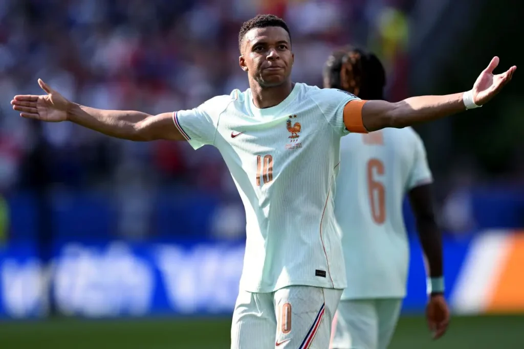 La Francia supera il Marocco e conquista un posto in semifinale.