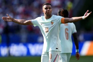 La Francia supera il Marocco e conquista un posto in semifinale.