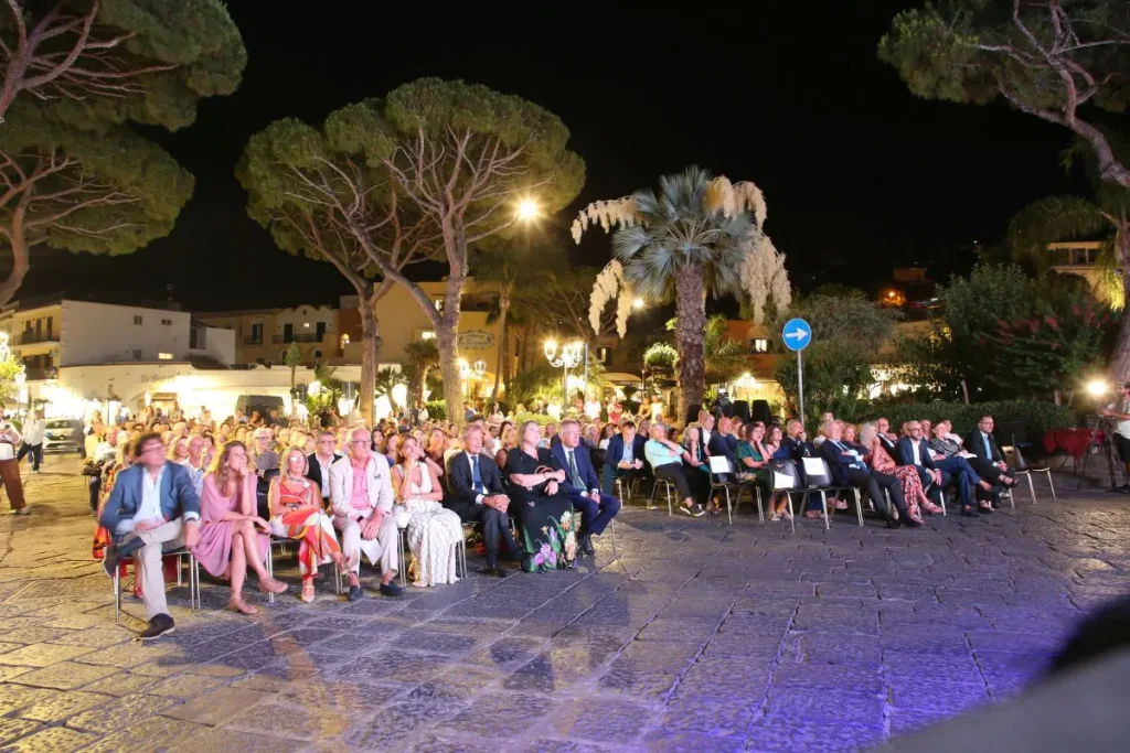 Premio Ischia: serata finale con star del cinema e stampa internazionale di prestigio.