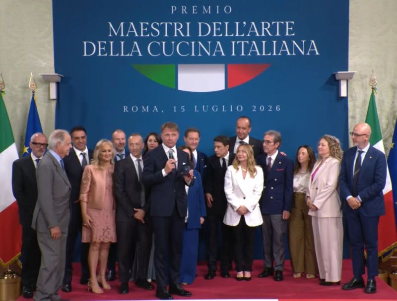 Meloni e Lollobrigida celebrano 10 Maestri della Cucina Italiana con premi prestigiosi.