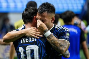 Lautaro colpisce nel finale: Argentina supera l’Inghilterra e sfida la Spagna in finale.