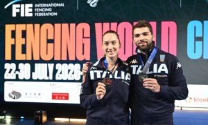 Mondiali di Scherma a Hong Kong: Macchi e Rizzi conquistano argento nel fioretto e spada.