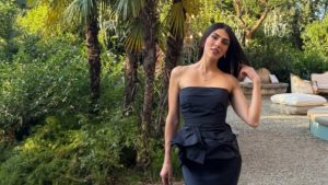 Giulia Salemi commenta con ironia la gaffe sul vestito al matrimonio di Aurora Ramazzotti.