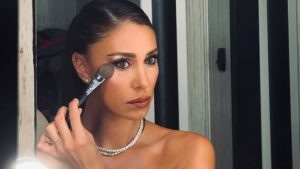 Belen svela il suo periodo più difficile: la bellezza va oltre il portafoglio.