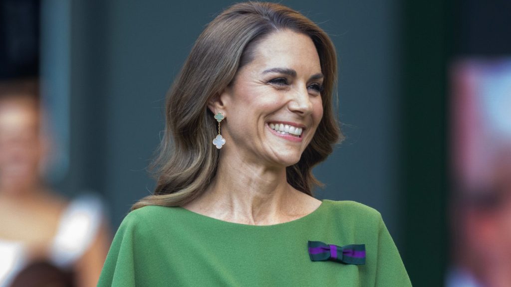 Kate Middleton l’unica con una relazione “quasi normale” rispetto a Meghan, Diana e Camilla, afferma esperto.