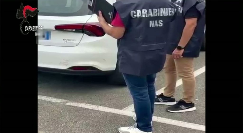Truffa assicurativa a Torino: quattro arresti per oltre 200 mila euro in referti falsi.