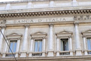 Surplus della bilancia turistica: Bankitalia prevede 22,7 miliardi nel 2025.