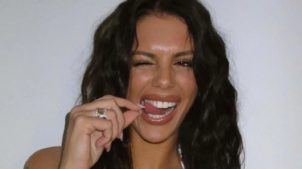 Antonella Fiordelisi sbotta: “Lui va con la mia amica, tradimento doloroso”