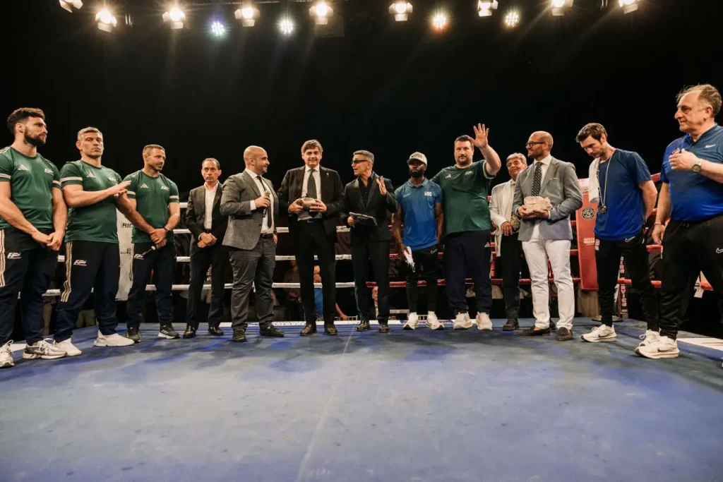 Capri: match di pugilato Italia-Usa termina in parità sotto le stelle.