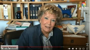Dacia Maraini: la crisi della scuola non è colpa dei docenti, ma degli stipendi bassi.