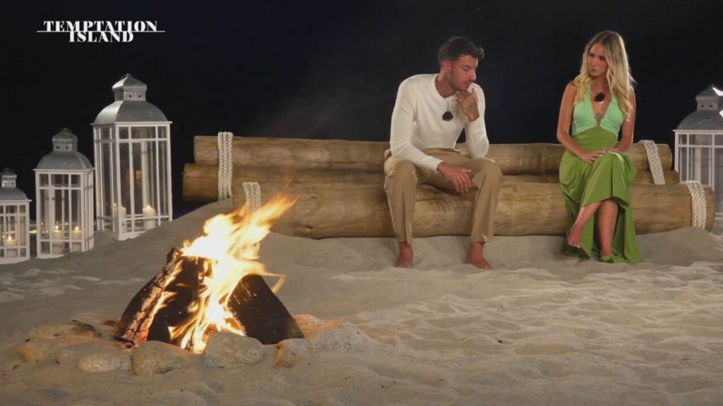 Cristian e Soraya: anticipato il falò a Temptation Island, sono usciti insieme o separati?