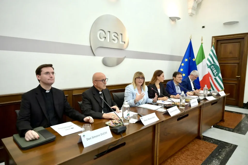Fumarola: “L’IA promette supporto, ma è fondamentale governarla nel futuro del lavoro.”
