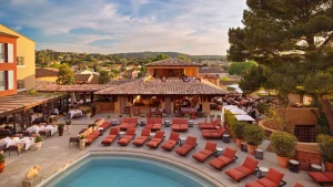 I migliori hotel a Saint-Tropez: lusso, vista panoramica e ritiri unici.