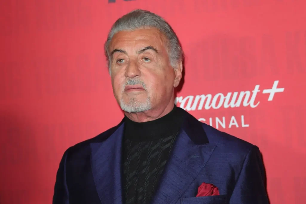 Sylvester Stallone: 80 anni di leggenda tra Rocky e Rambo, icona senza tempo