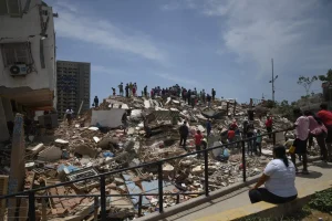 Sisma in Venezuela: vittime raggiungono 2.954, feriti oltre 16.000. Emergenza umanitaria in atto.
