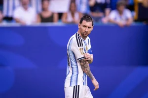 Messi ammette: “Abbiamo sbagliato il pressing” dopo la vittoria sofferta dell’Argentina.