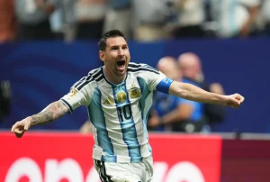 Incredibile rimonta dell’Argentina: da 0-2 a 3-2 contro l’Egitto, quarti di finale assicurati!