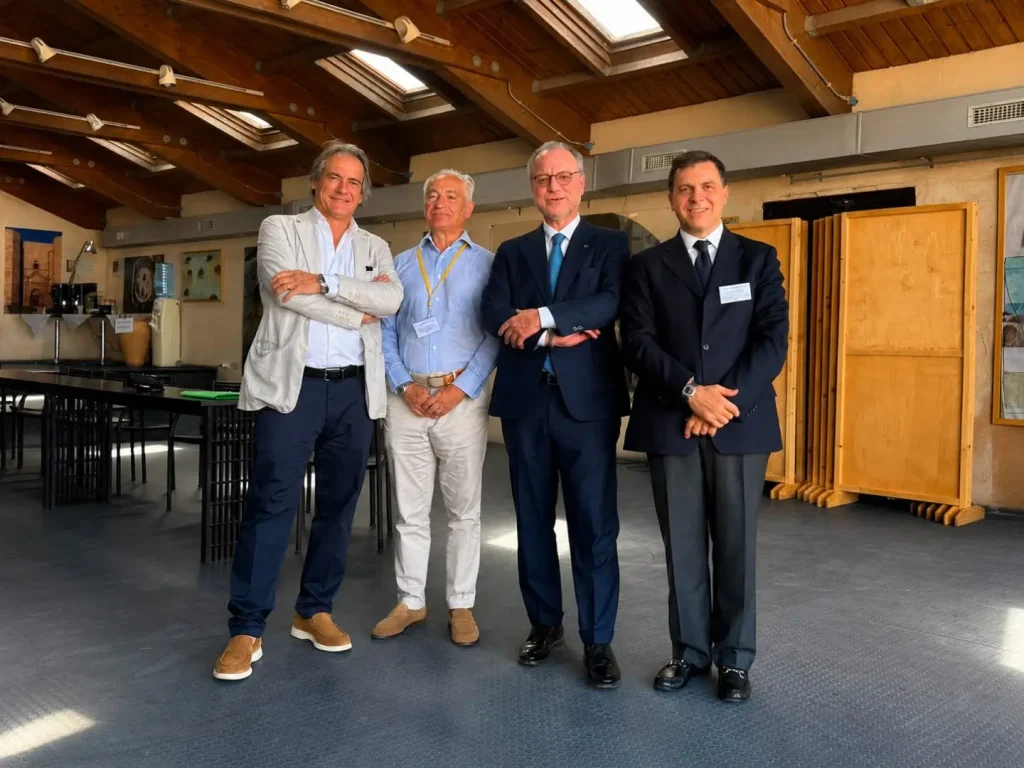 Intelligenza Artificiale: Mulè offre strategie pratiche per orientare le decisioni politiche da Erice
