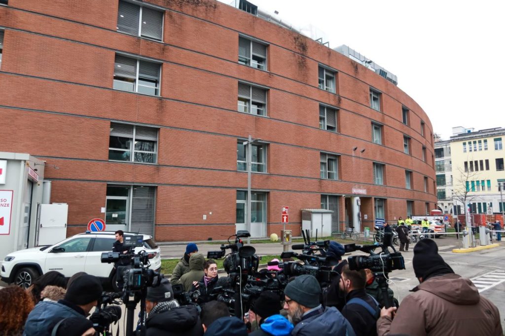 Sedicenne Leonardo Bove dimesso dal Niguarda dopo intervento a Crans-Montana: ecco la sua storia.