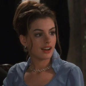 2001 – *Pretty Princess*: il debutto cinematografico di Anne Hathaway che conquistò una generazione