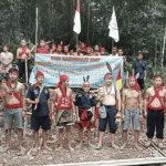 Legislatori richiedono indagine sui diritti nei conflitti indigeni con azienda forestale indonesiana.