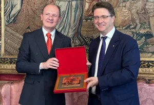 Delegazione serba in visita a Lombardia e Piemonte: opportunità di collaborazione e scambio culturale.