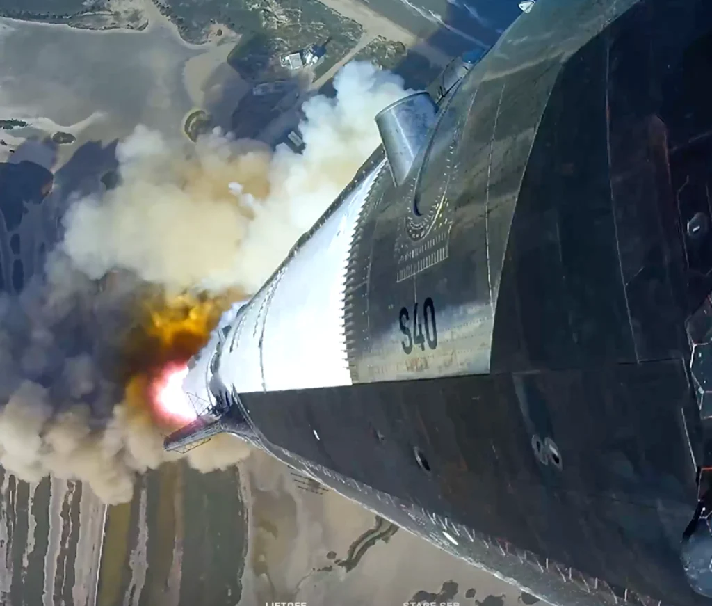 SpaceX lancia nuovi satelliti Starlink V3 ma subisce un altro fallimento del razzo.