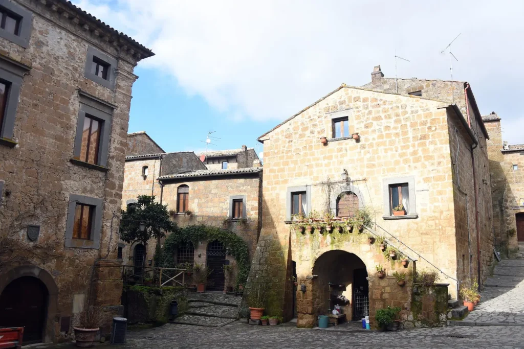 Turismo delle radici in crescita: nel 2026 oltre 7,4 milioni di viaggiatori attesi.