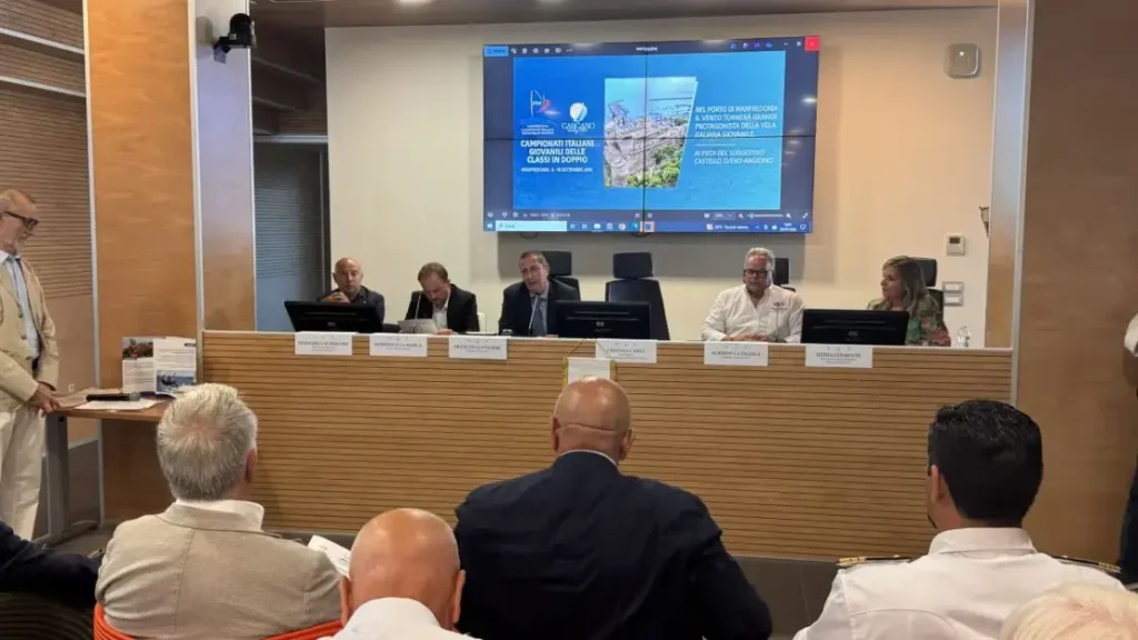 Tricolori in doppio: Ettorre esalta la vela giovanile in Puglia. Guarda il video!