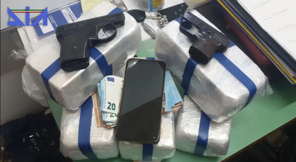 Smantellato traffico di droga Italia-Albania: 23 arresti e sequestri significativi.