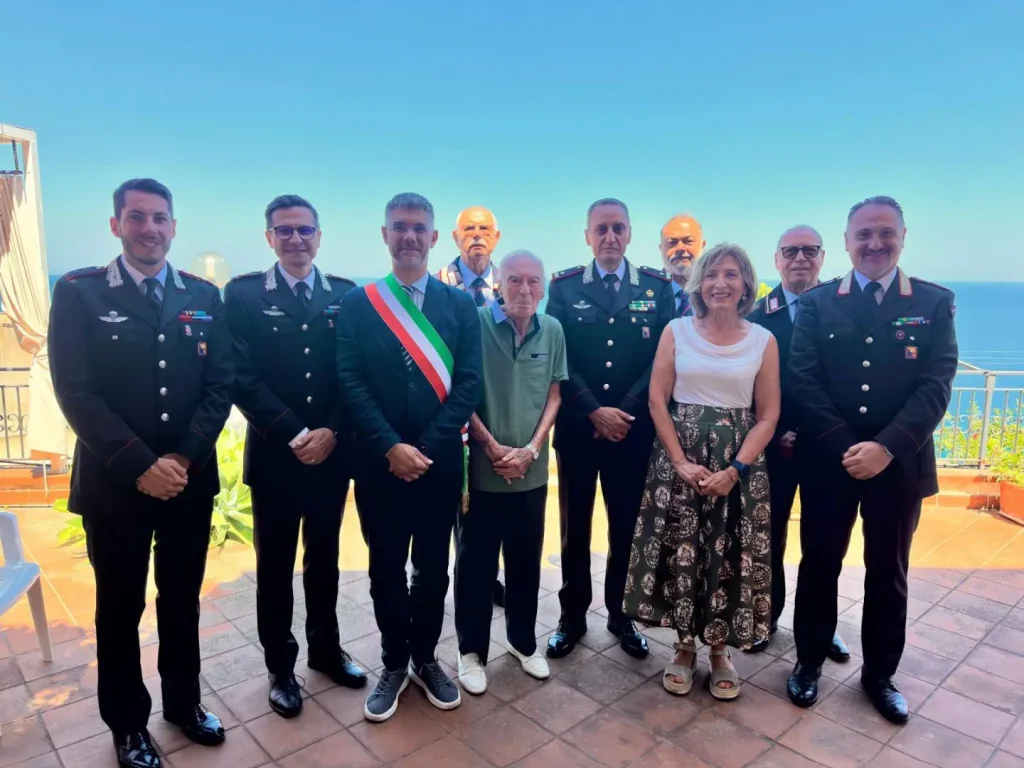 Celebrazioni a Cefalù per i 101 anni del Maresciallo Maggiore Di Stefano dei Carabinieri.