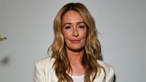 Cat Deeley’s stylish paisley maxi dress: your go-to look for effortless elegance all year round.