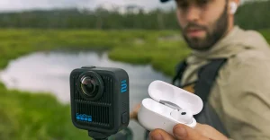 Offerta GoPro: bundle Max 2 con accessori del valore di 100 dollari scontati.