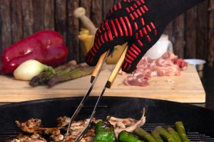 Guanto per barbecue e forno: proteggiti dal rischio di ustioni in cucina!