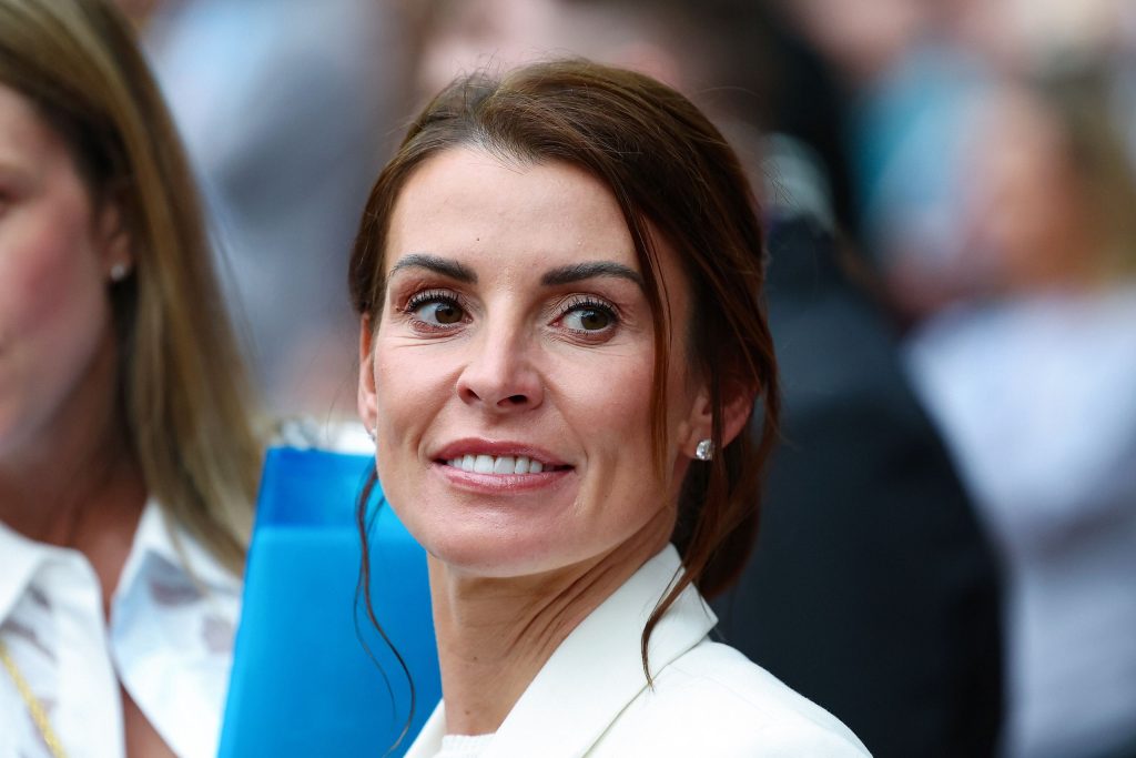 Stile estivo: Ispirazione chic da Coleen Rooney per le tue occasioni di festa.