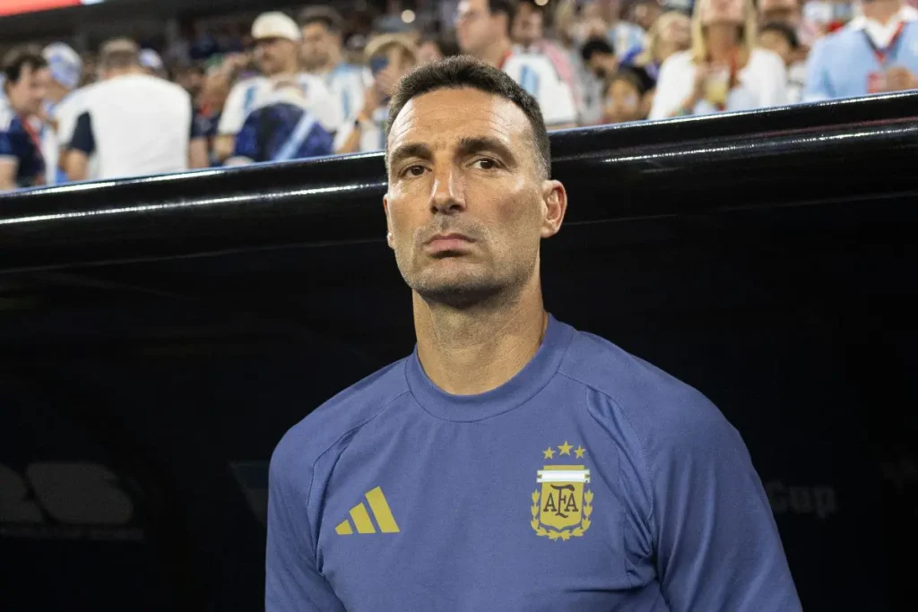 Scaloni: “L’Italia è fondamentale per il successo del calcio ai Mondiali”