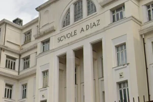 G8 di Genova: la lezione della scuola Diaz per un futuro migliore e consapevole.