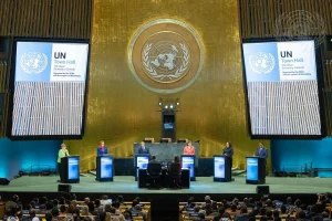 Candidati ONU: Grossi e Bachelet a confronto su guerre e riforme globali.