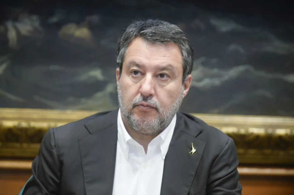 Salvini “L’obiettivo è vincere le elezioni nel 2027 con la Lega sopra al 10%”