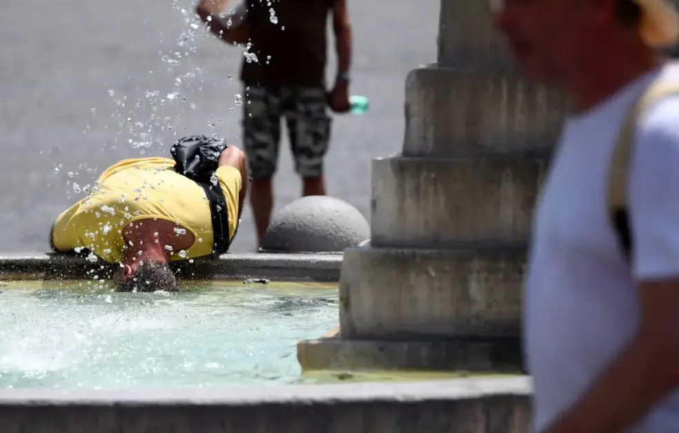 Caldo in aumento in Italia, giovedì 27 agosto bollino rosso in tre città